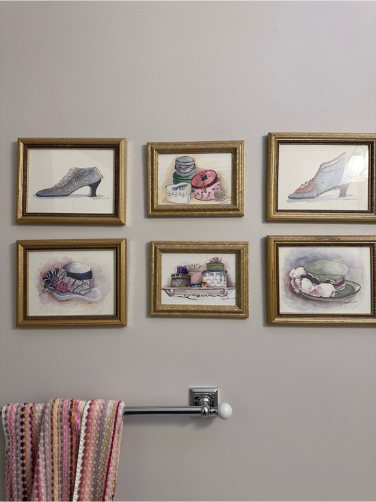 Other - Set of 6 Framed Vintage Vibe Fashion Watercolor Prints - Pastel Pink & Green